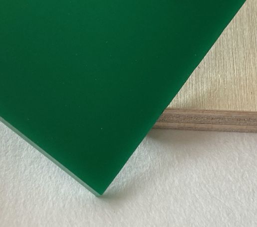 Купить Стекло органическое ТОСП 4 мм в Ярославле.