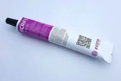 Купить Клей 1R 0192 (100г) в Ярославле.